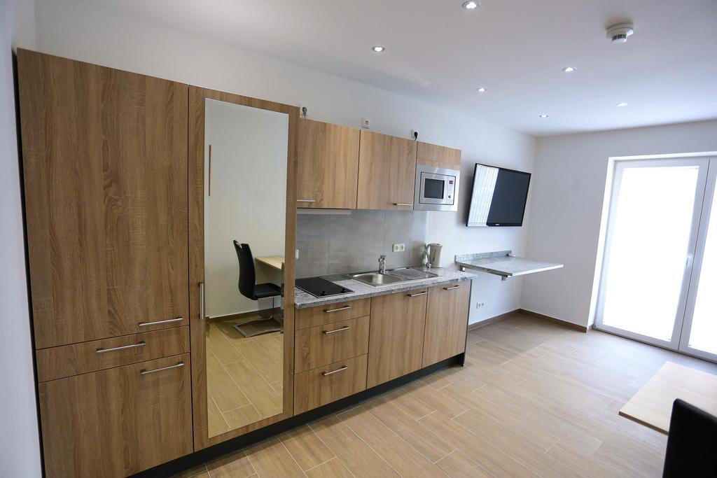 Boardinghouse Schellenberg Ξενοδοχείο Donauwörth Δωμάτιο φωτογραφία